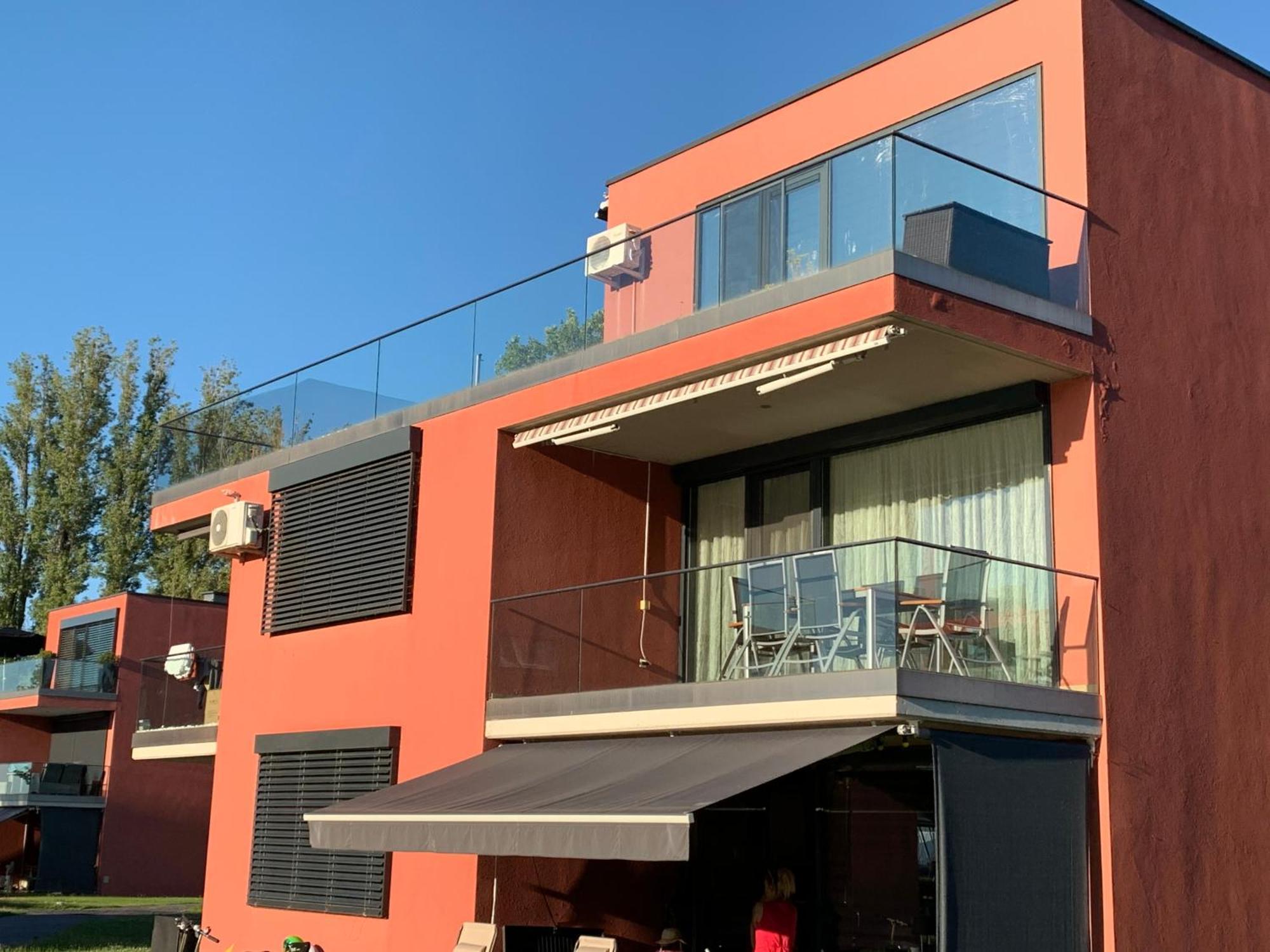 Bavaria Club Apartman Balatonlelle Exteriör bild